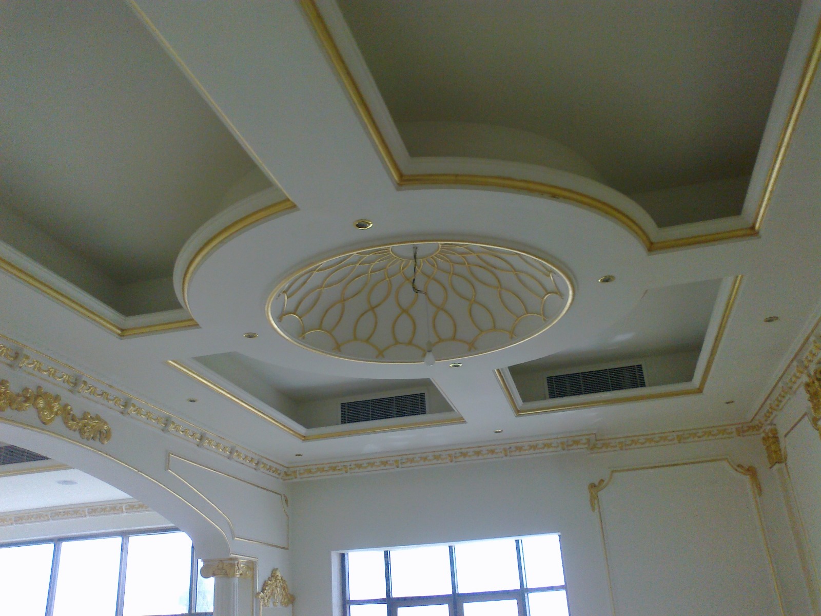 Image gallery marquee