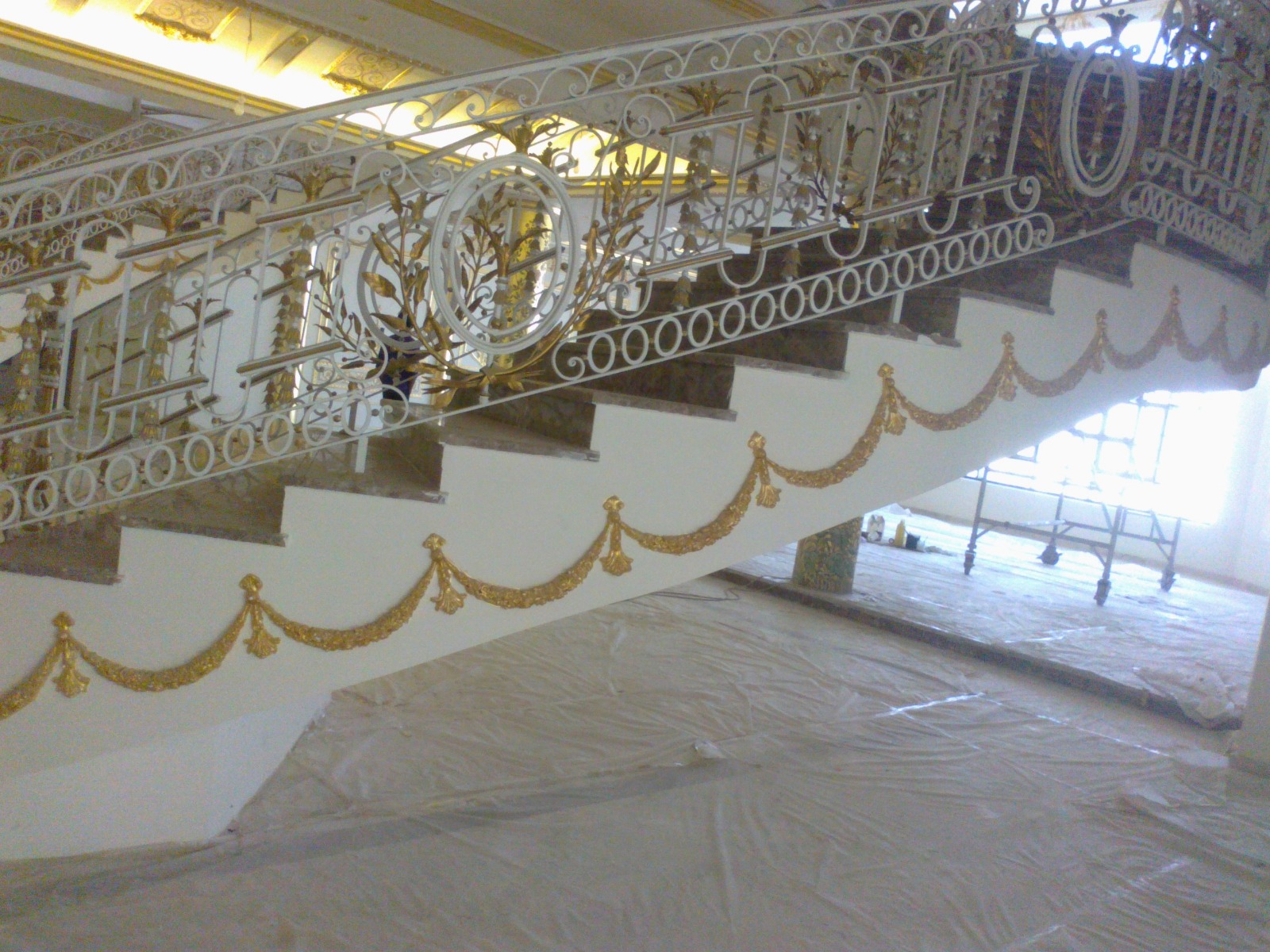 Image gallery marquee